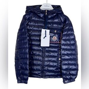 NWT MONCLER KIDS PARVON DOWN JACKET IN NAVY BLUE